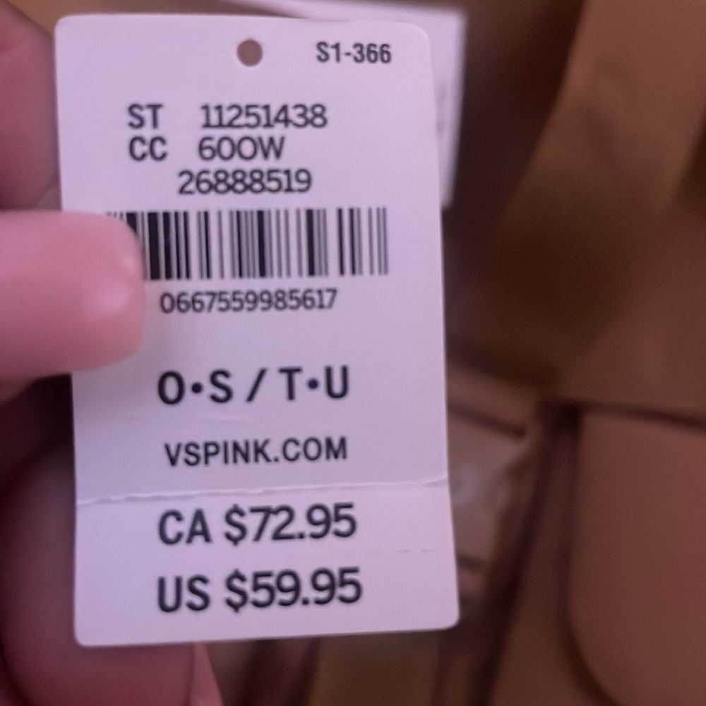 Pink camel backpack. - Picture 7 of 7